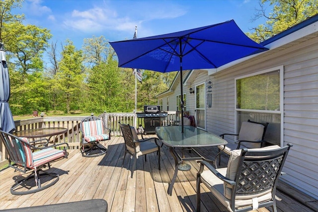 1818 E 58th St, Newaygo, MI 49337 - deck with outdoor dining area