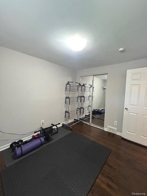 29070 Tessmer Ct, Madison Heights, MI 48071