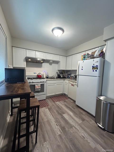 29070 Tessmer Ct, Madison Heights, MI 48071