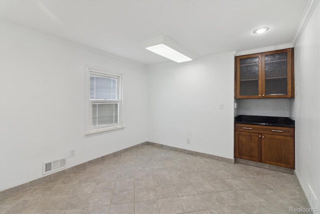 2562 Downing St, Melvindale, MI 48122 - empty room featuring ornamental molding and baseboards