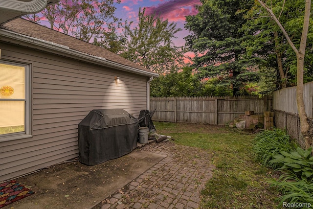 2305 Hester Ct, Keego Harbor, MI 48320 - fenced backyard with a patio area