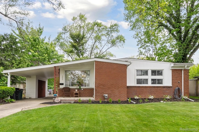 15400 Oak Park Blvd, Oak Park, MI 48237