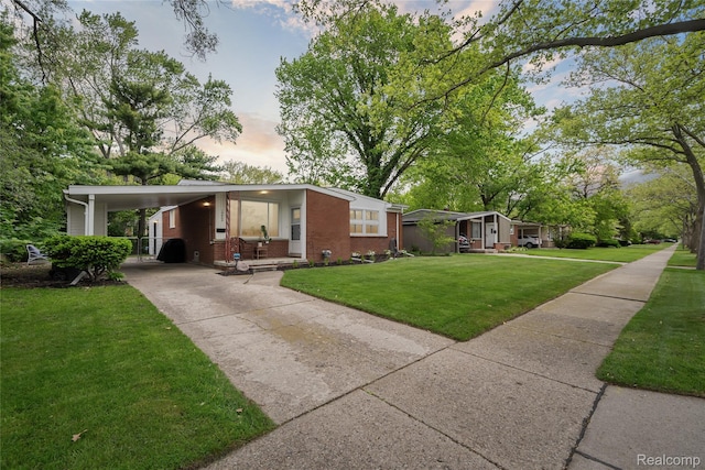 15400 Oak Park Blvd, Oak Park, MI 48237