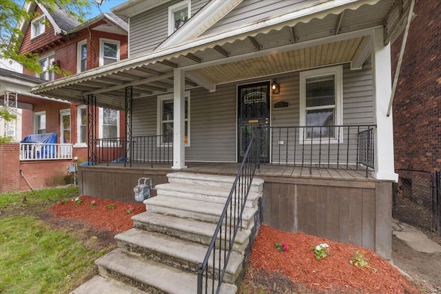 608 Mount Vernon St, Detroit, MI 48202 - property entrance with covered porch