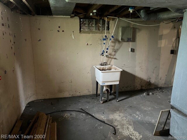 8505 Heyden St, Detroit, MI 48228 - view of unfinished basement