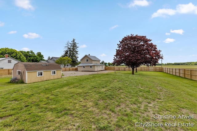 11943 Mulliken Rd, Mulliken, MI 48861 - view of yard with an outbuilding