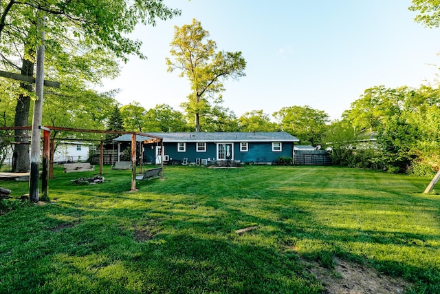 1905 Ora St, Muskegon, MI 49445 - view of rear view of house