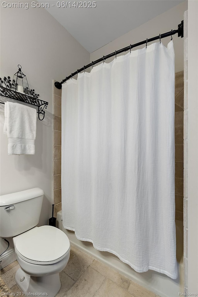 1181 Iroquois Trl, Oxford, MI 48371 - full bath with shower / bathtub combination with curtain