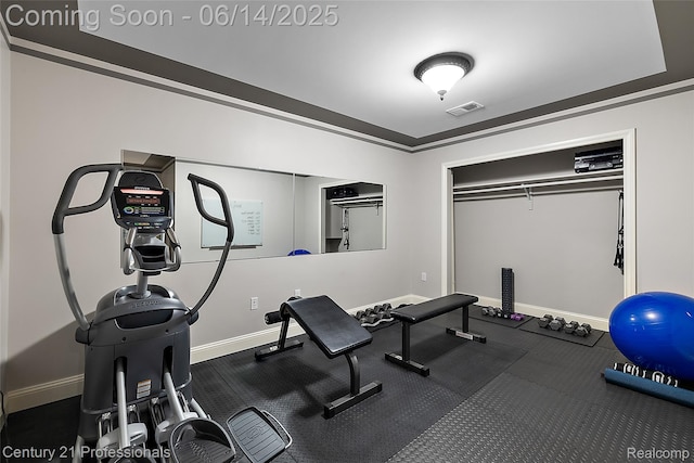 1181 Iroquois Trl, Oxford, MI 48371 - workout area with baseboards