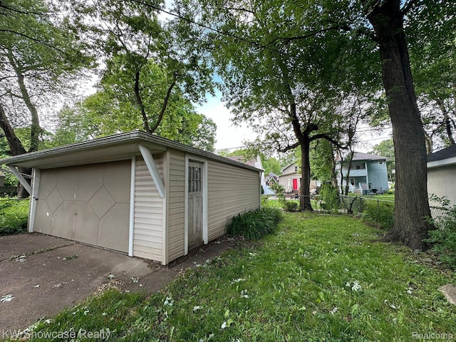 459 E Breckenridge St, Ferndale, MI 48220 - view of detached garage