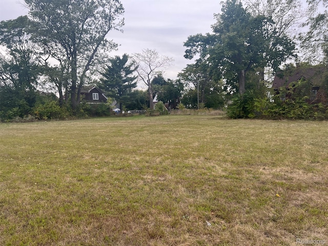 10372 W Chicago, Detroit, MI 48204