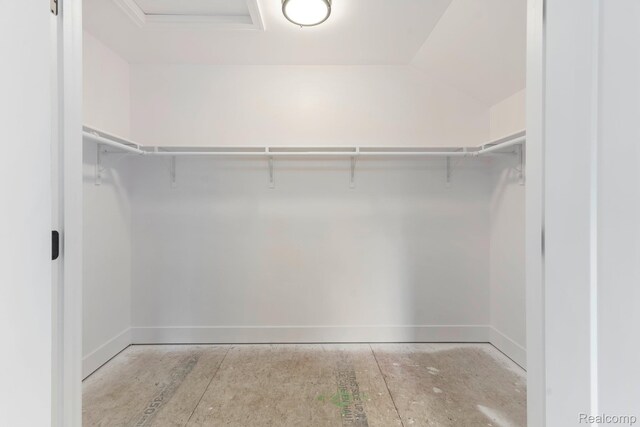 1439 Merry Rd, Waterford, MI 48328 - view of walk in closet
