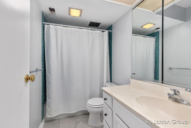 2463 Abbington Dr SE, Grand Rapids, MI 49506 - full bathroom featuring vanity, tile patterned flooring, and curtained shower