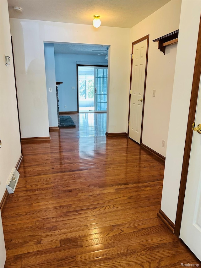 126 Claremont Cir, Brooklyn, MI 49230 - photo 4