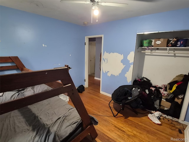 30102 Matthew St, Redford, MI 48186 - bedroom with wood finished floors, ceiling fan, and baseboards
