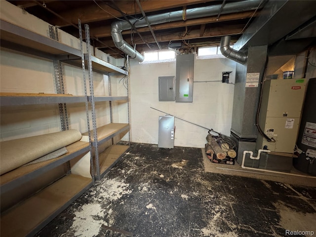 37298 Robindale Ct, Clinton Township, MI 48036 - below grade area featuring electric panel and water heater
