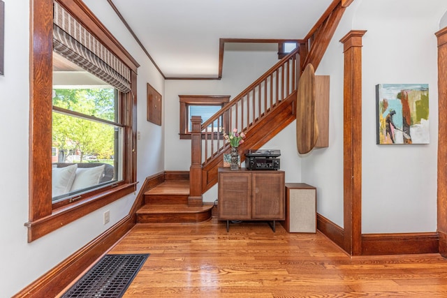 511 W Jefferson St, Ann Arbor, MI 48103 - stairway featuring wood finished floors and baseboards