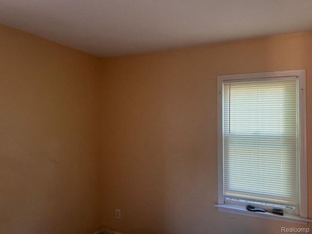 9910 Coyle St, Detroit, MI 48227 - view of unfurnished room