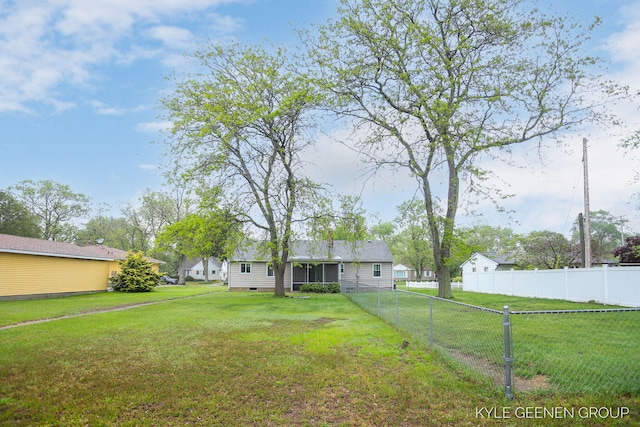 100 E 35th St, Holland, MI 49423 - view of yard