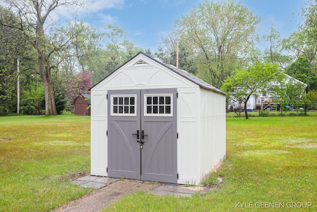 100 E 35th St, Holland, MI 49423 - view of shed