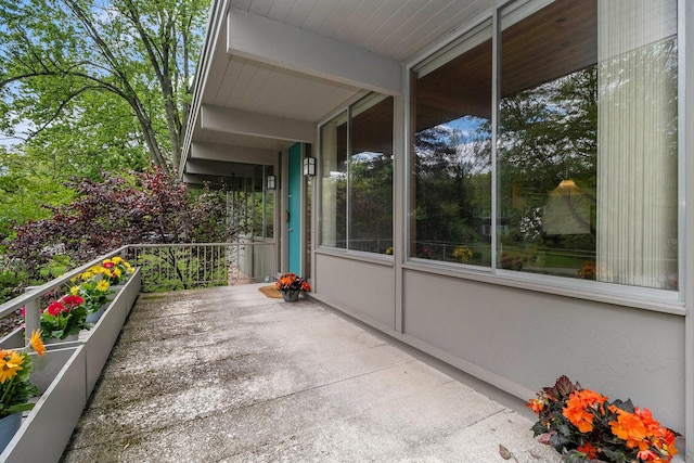 19 Heatheridge St, Ann Arbor, MI 48104 - view of balcony