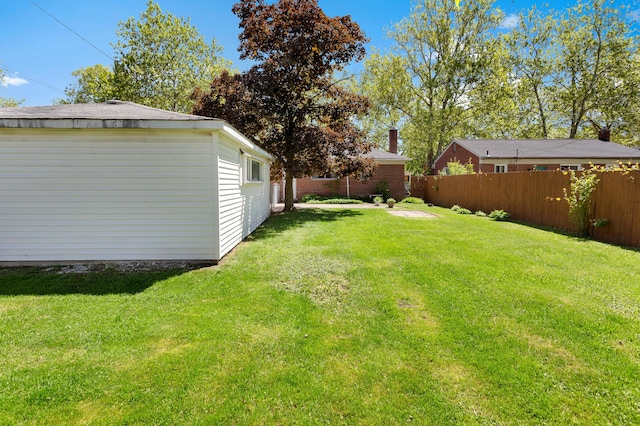 9085 Brentwood St, Livonia, MI 48150 - view of yard