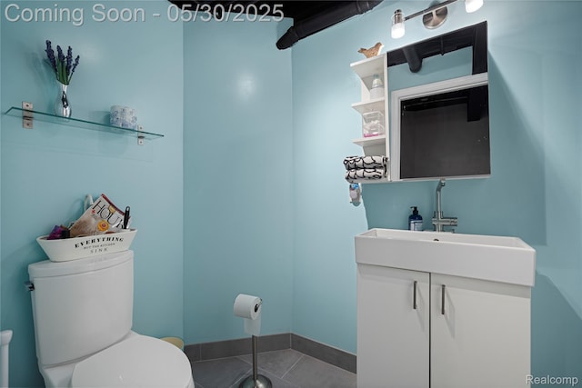 2640 Water Oaks Dr, West Bloomfield, MI 48324 - bathroom featuring tile patterned flooring, toilet, and vanity