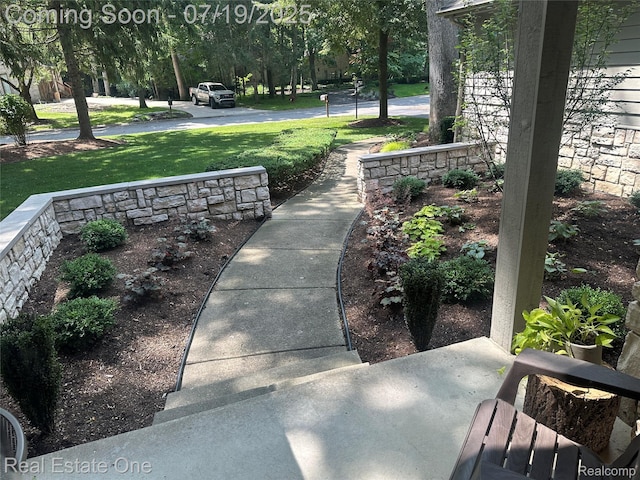 3574 Oakleaf Dr, West Bloomfield, MI 48324 - photo 6