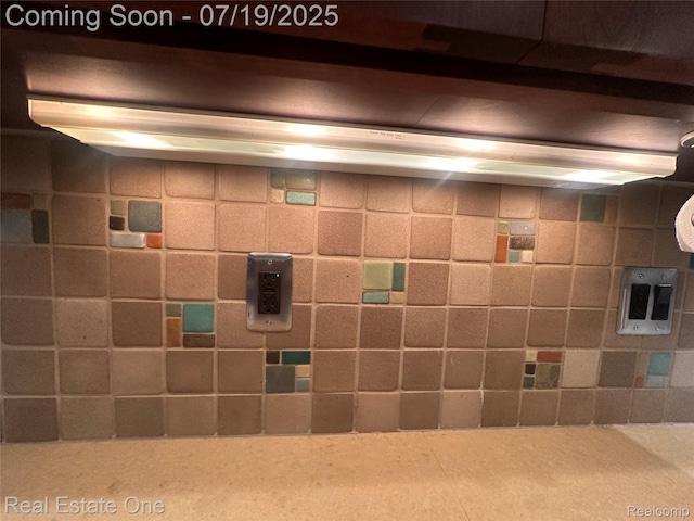 3574 Oakleaf Dr, West Bloomfield, MI 48324 - photo 18