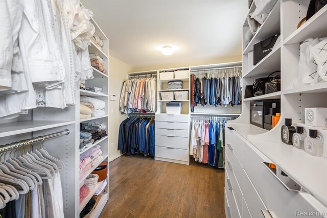 1000 Forest Ln, Bloomfield Hills, MI 48301 - walk in closet with wood finished floors