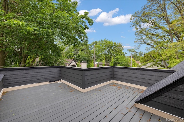 1626 Maryland Blvd, Birmingham, MI 48009 - wooden deck with view of wooded area