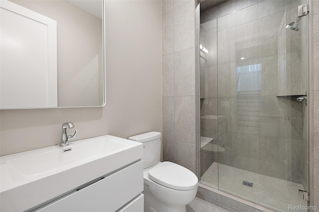 1626 Maryland Blvd, Birmingham, MI 48009 - full bathroom featuring toilet, a stall shower, and vanity