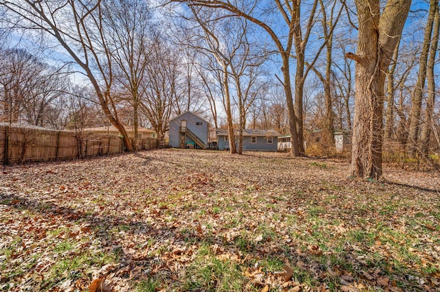 1585 Leeds Ave, Benton Harbor, MI 49022 - view of yard