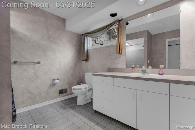 2222 Garland St, Sylvan Lake, MI 48320 - full bath with vanity, toilet, tile patterned flooring, and baseboards