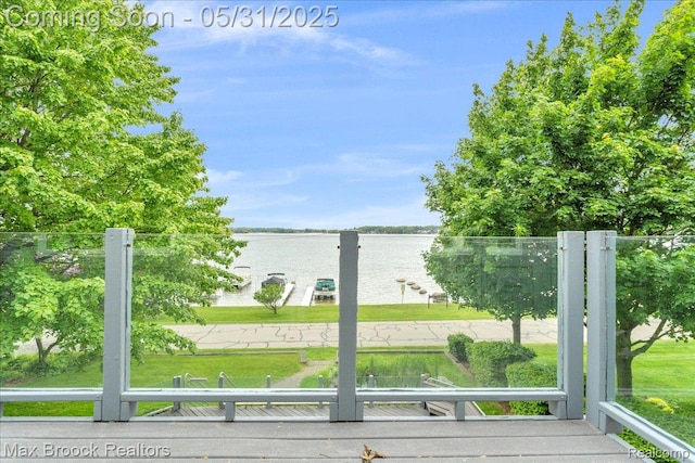 2222 Garland St, Sylvan Lake, MI 48320 - water view