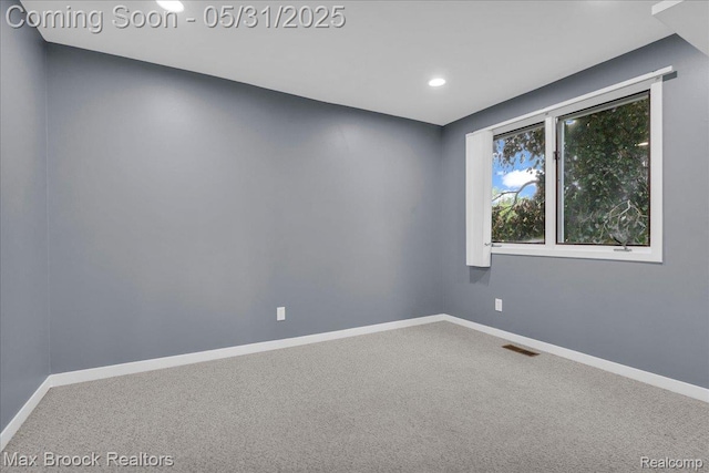 2222 Garland St, Sylvan Lake, MI 48320 - carpeted spare room featuring baseboards and recessed lighting