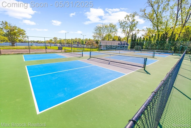2222 Garland St, Sylvan Lake, MI 48320 - view of tennis court featuring community basketball court