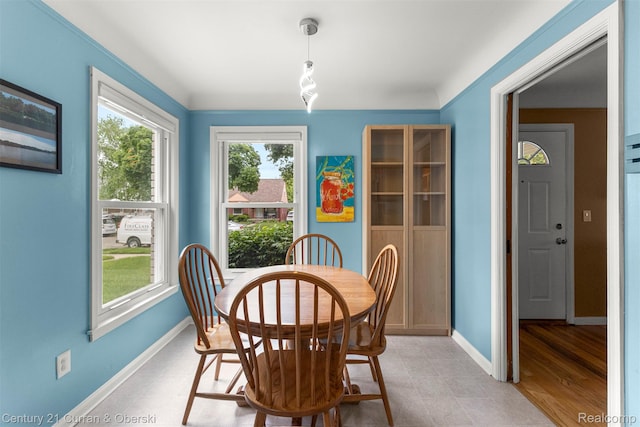 3135 Raymond Ave, Dearborn, MI 48124 - dining space featuring baseboards