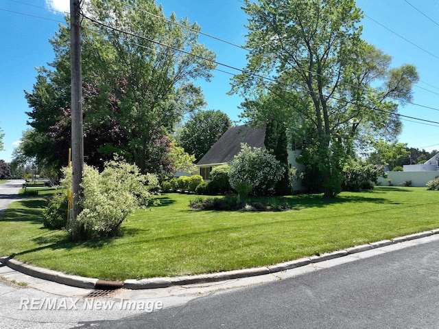 5475 George St, Saginaw, MI 48603 - view of front of property