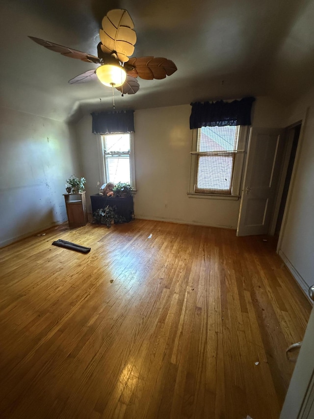 9142 Yorkshire Rd, Detroit, MI 48224 - spare room with hardwood / wood-style floors and a ceiling fan