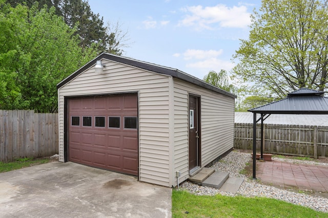 222 Oak St, South Haven, MI 49090 - detached garage featuring concrete driveway