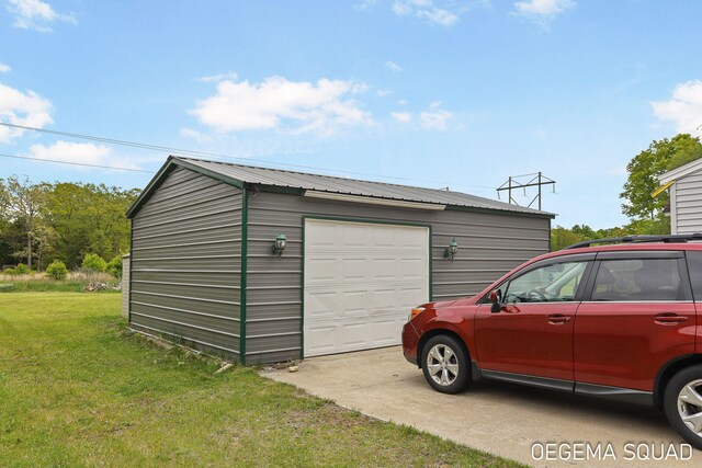 1070 Morningside St, Muskegon, MI 49442 - view of detached garage