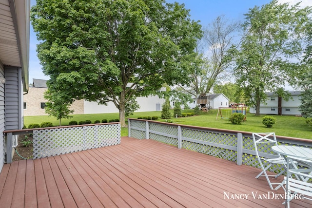 2857 Autumn Ct, Hudsonville, MI 49426 - wooden deck with a lawn