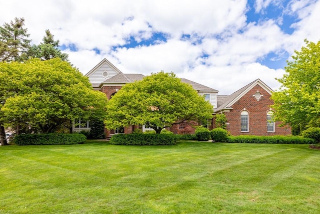 50550 W Fellows Creek Ct, Plymouth, MI 48170 - view of grassy yard