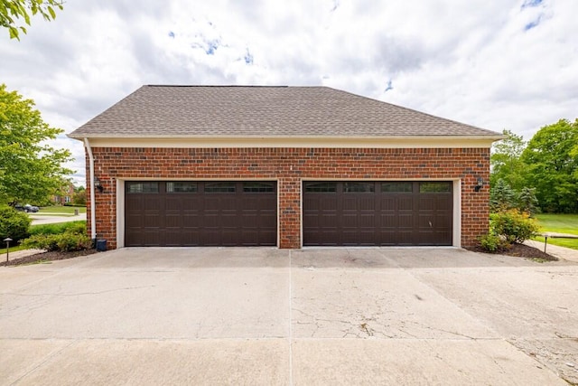 50550 W Fellows Creek Ct, Plymouth, MI 48170 - garage with driveway