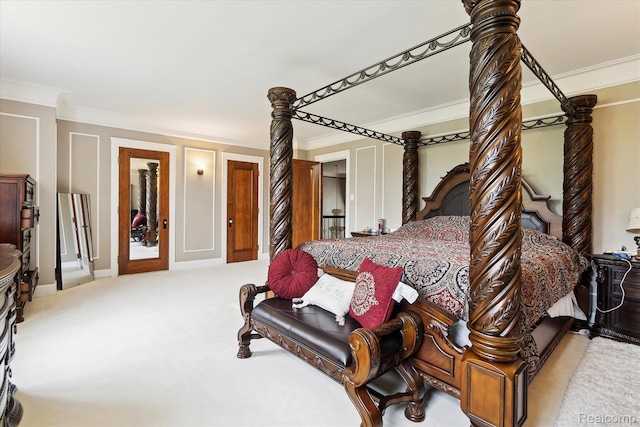 925 Avon St, Flint, MI 48503 - carpeted bedroom featuring ornamental molding