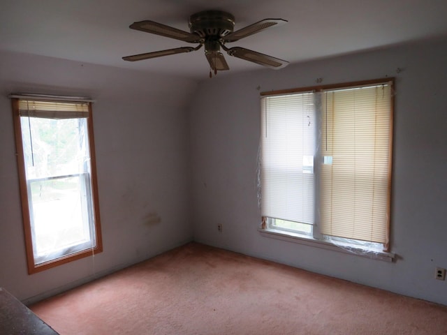 236 S Jeffery Ave, Ithaca, MI 48847 - unfurnished room with a ceiling fan and light carpet