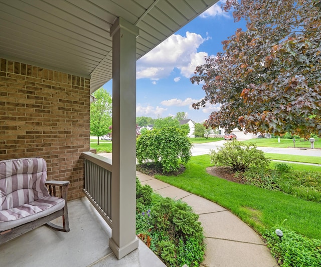 702 Starfield Dr, Pinckney, MI 48169 - porch with a yard