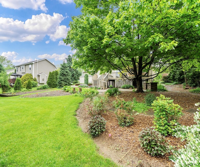 702 Starfield Dr, Pinckney, MI 48169 - view of grassy yard featuring stairway