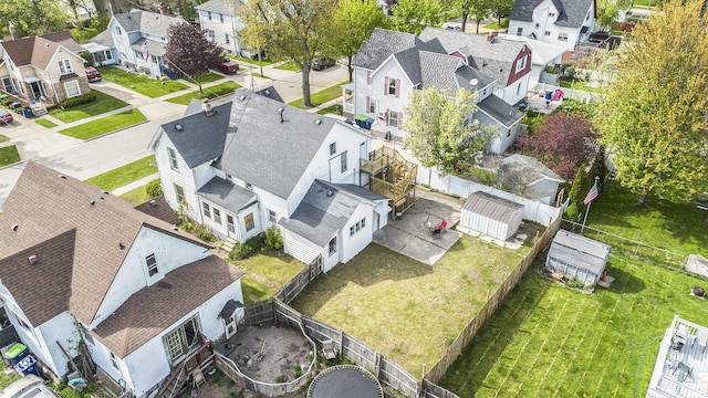 706 N Linn St, Bay City, MI 48706 - aerial perspective of suburban area